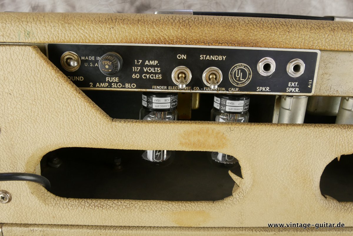 Fender-Bassman-white-tolex-1964-007.JPG