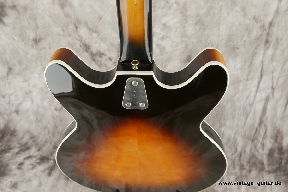 Hagström-Hagstrom-Viking-1968-014.JPG