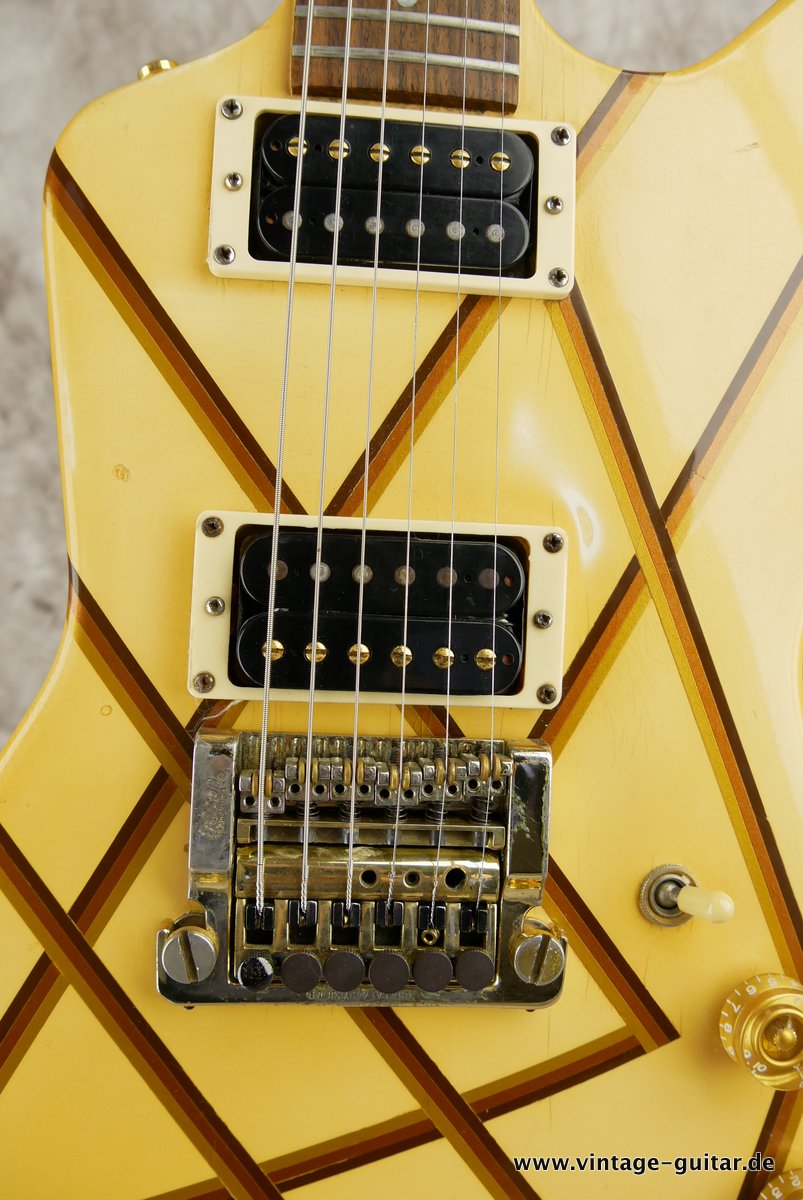 Gibson-Explorer-Designer-Series-1984-012.JPG