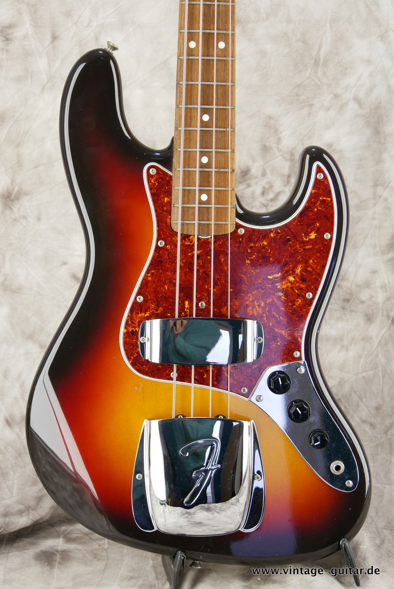 Squier-JV-Jazz-Bass-1982-domestic-002.JPG