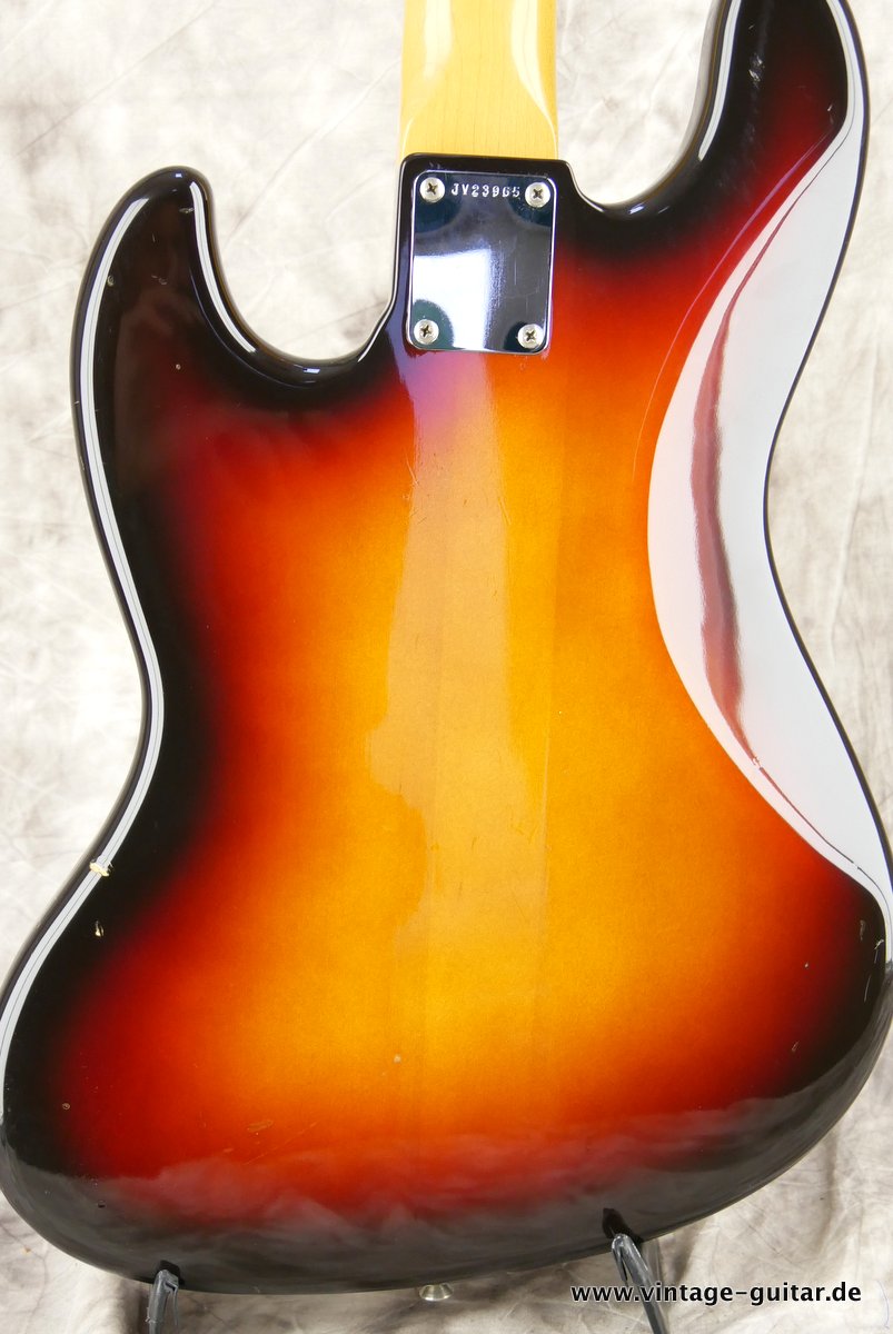 Squier-JV-Jazz-Bass-1982-domestic-005.JPG