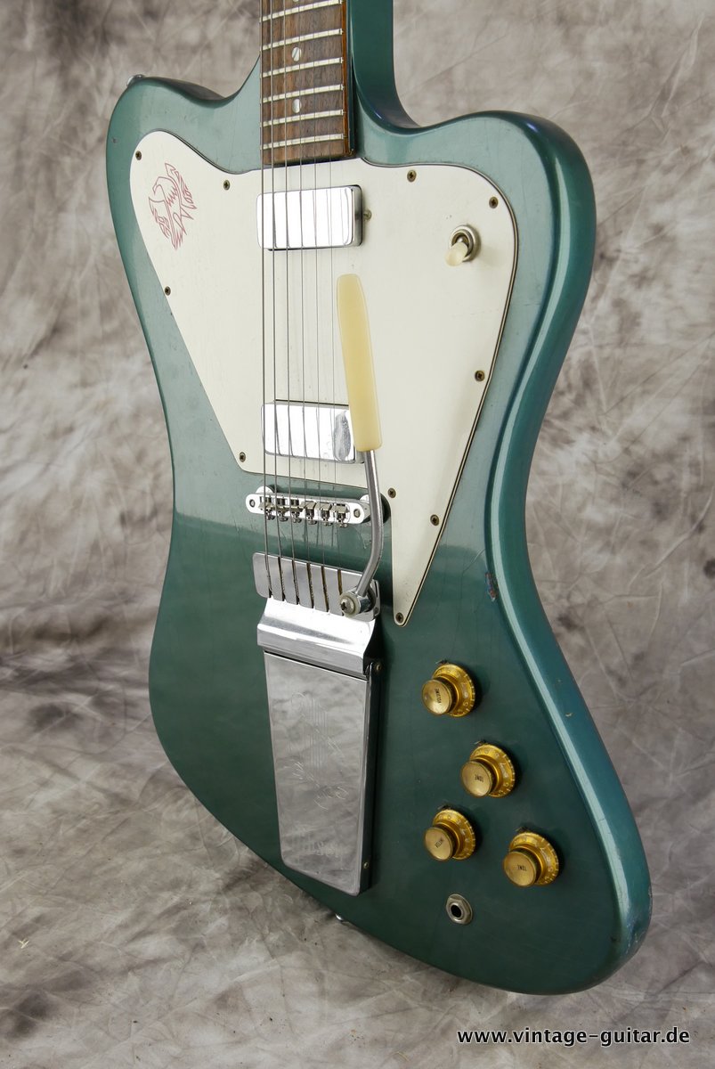 Gibson-Firebird-V-pelham-blue-1966-006.JPG