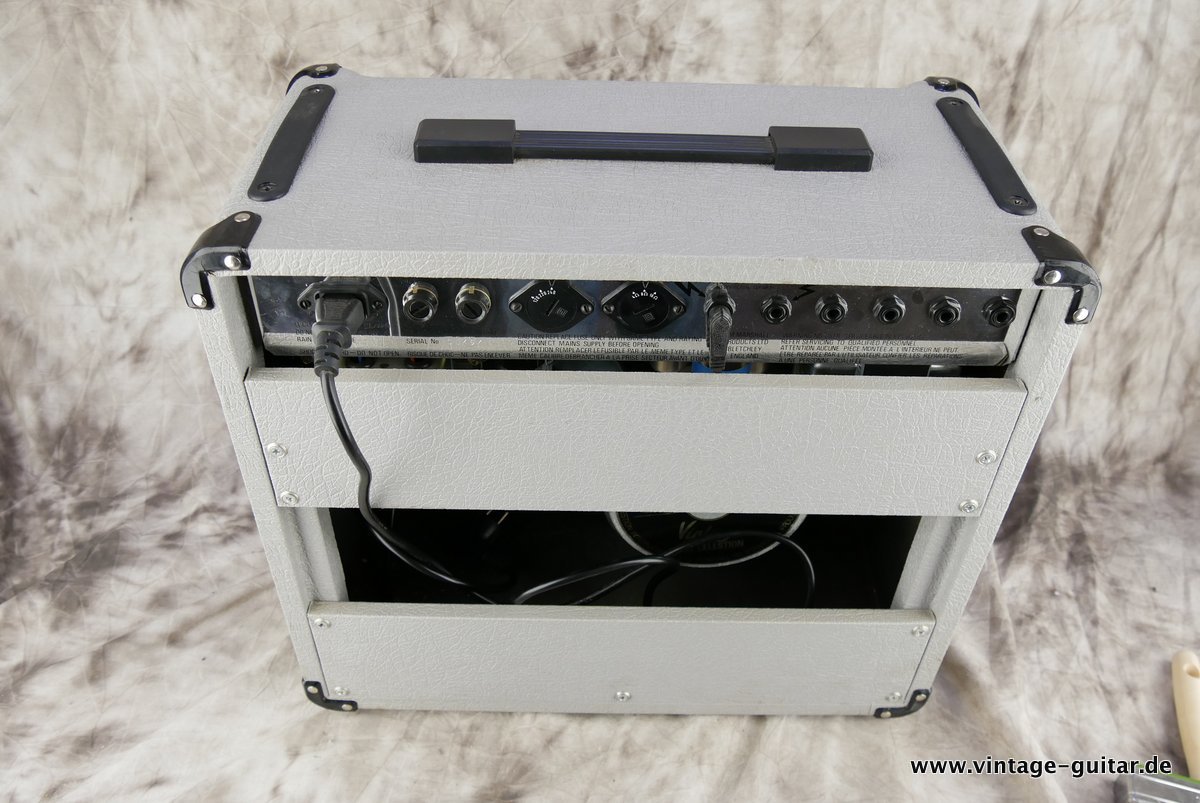 img/vintage/3435/Marshall_Silver_Jubilee_JCM_800_2554_1987-003.JPG