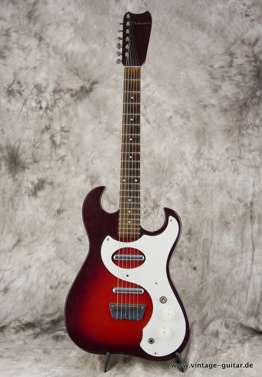 Danelectro-Silvertone-1963-modell-1457-001.JPG