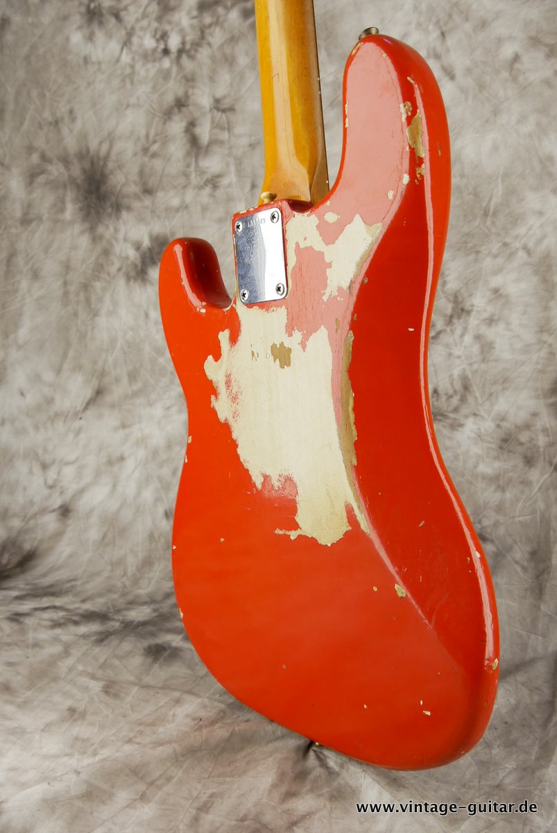 Fender-Precision-Bass-1965-fiesta-008.JPG