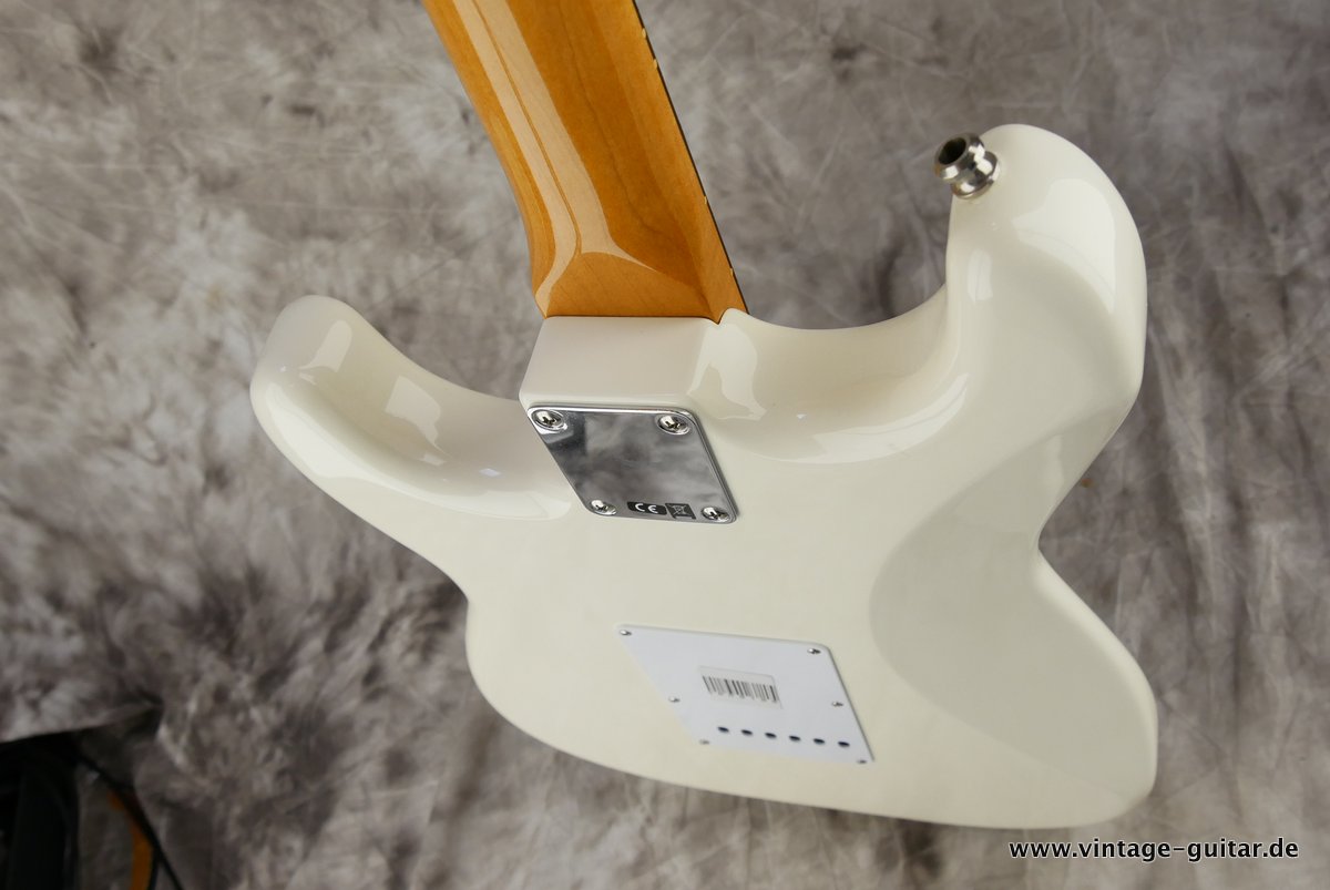 Fender-Stratocaster-Olympic-White-USA-Japan-019.JPG