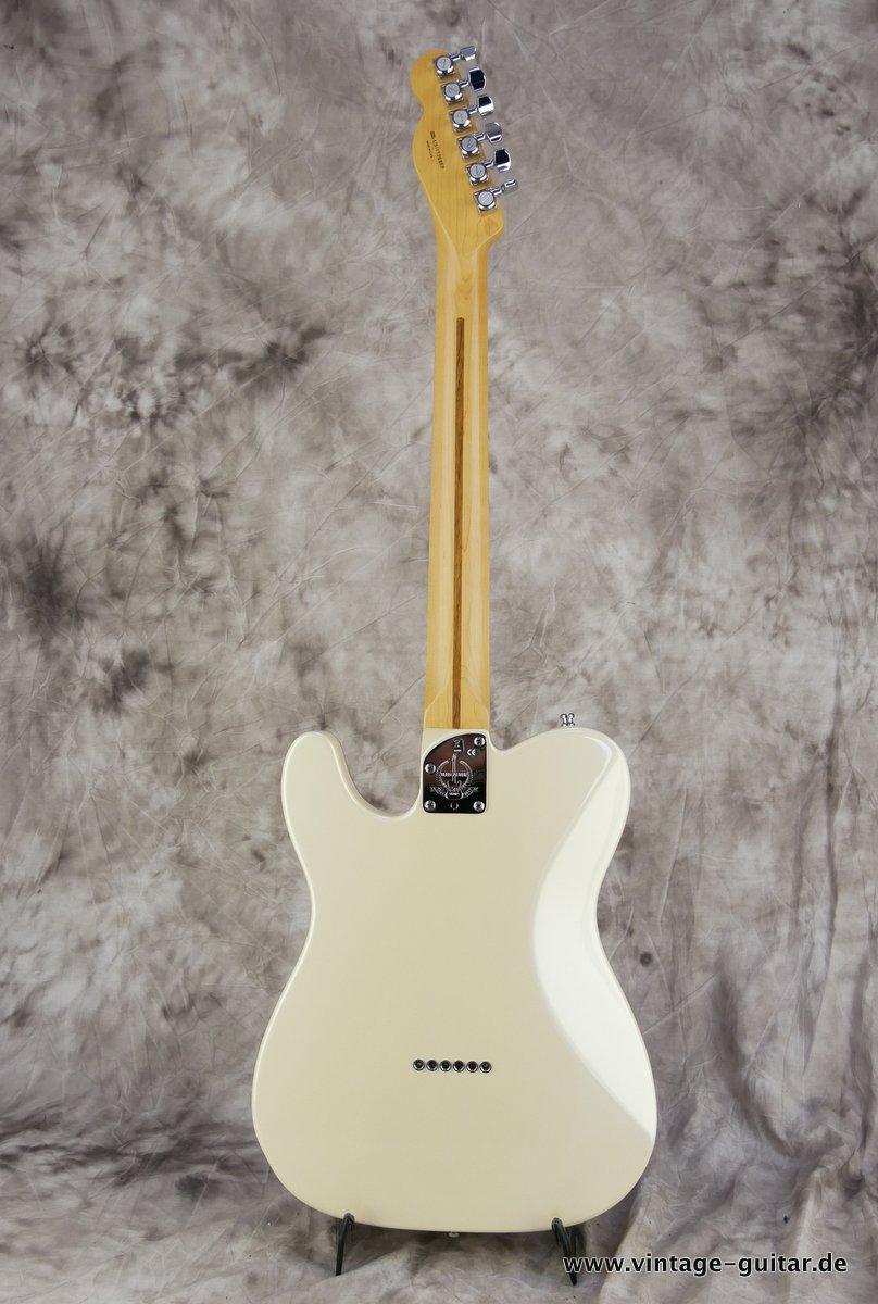 Fender-Telecaster-Deluxe-60th-Anniversary-white-binding-2011-003.JPG