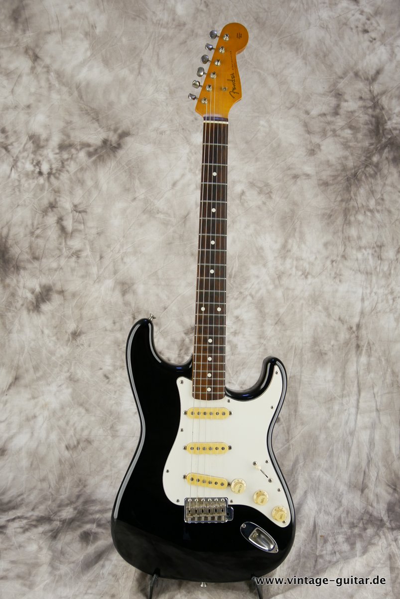 Fender_Stratocaster_MIJ_black_1985-001.JPG