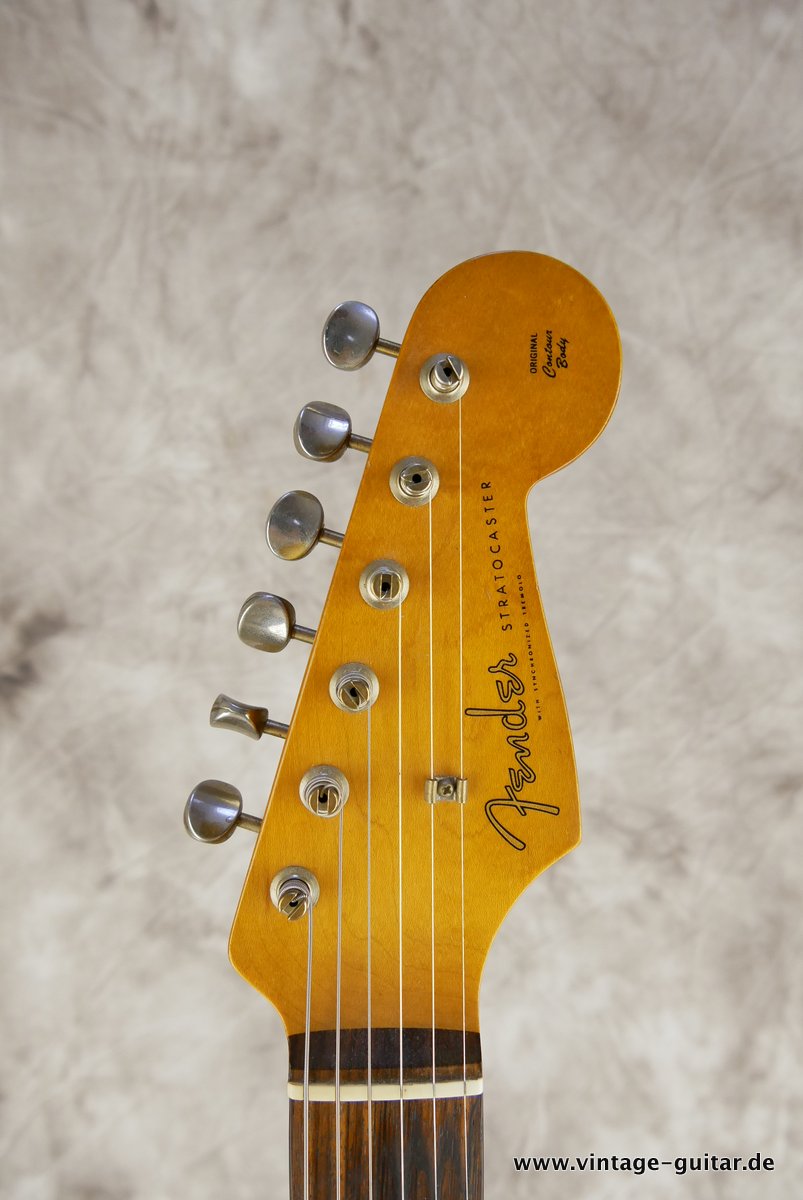 Fender_Stratocaster_MIJ_black_1985-009.JPG