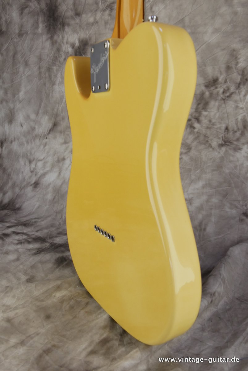 Fender-Telecaster-Anerican-Standard-white-1988-007.JPG