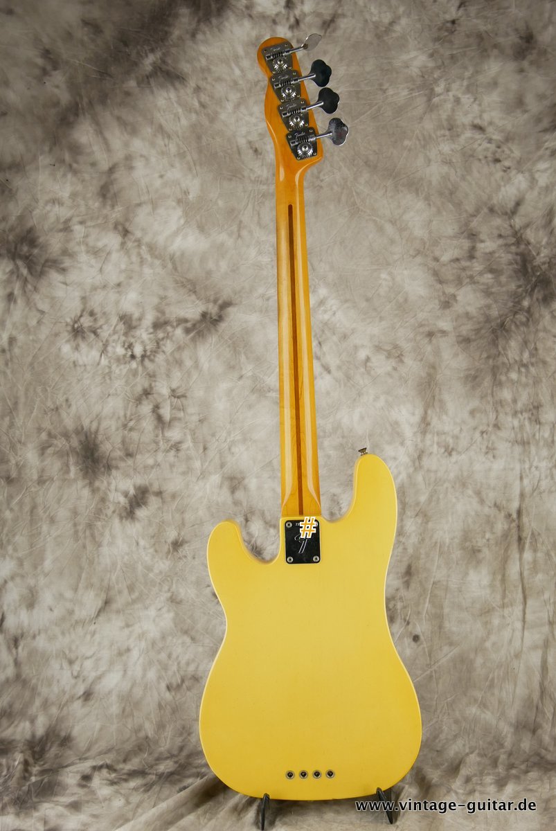 Fender-Telecaster-Bass-1968-blonde-003.JPG