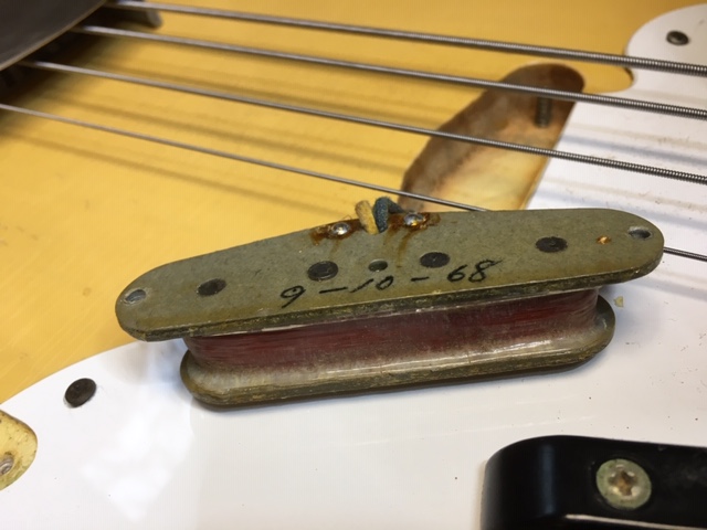 Fender-Telecaster-Bass-1968-blonde-019.JPG