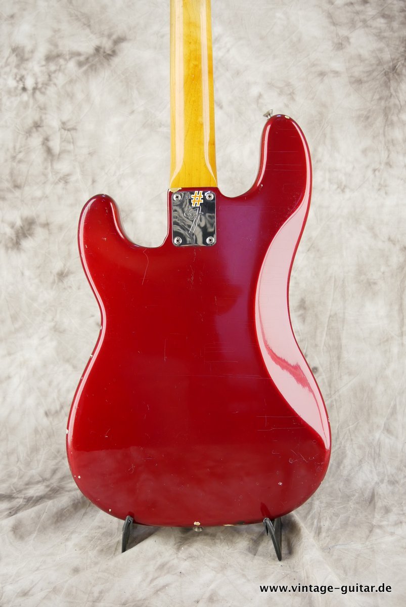 Fender-Precision-Bass-1966-Candy-Apple-Red-003.JPG