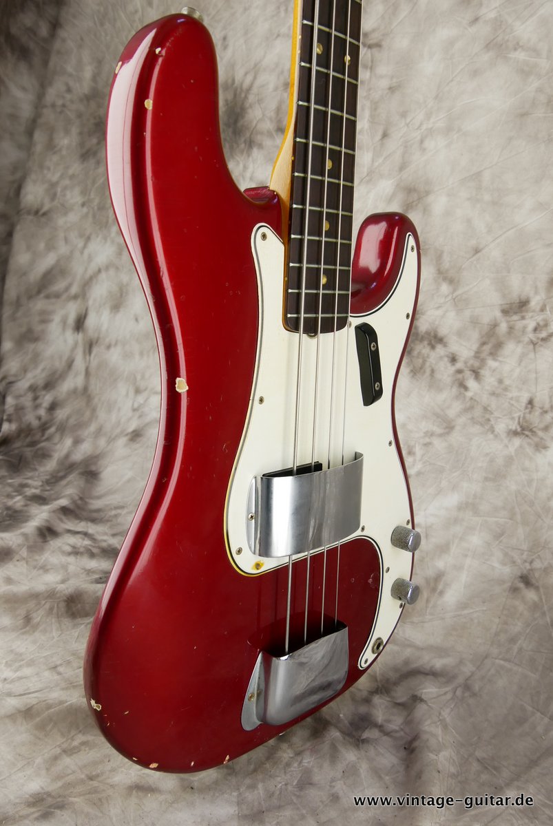 Fender-Precision-Bass-1966-Candy-Apple-Red-004.JPG