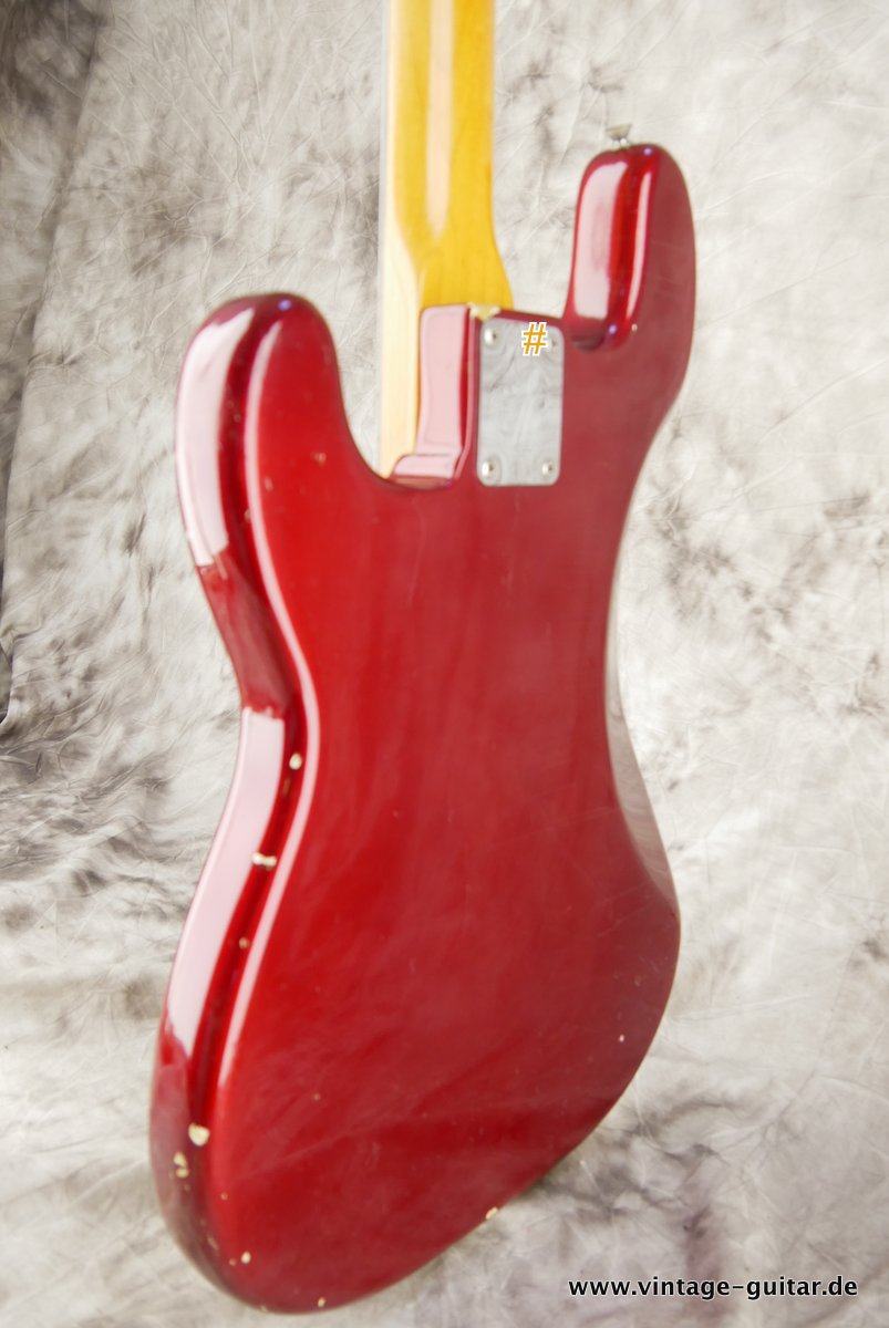 Fender-Precision-Bass-1966-Candy-Apple-Red-006.JPG