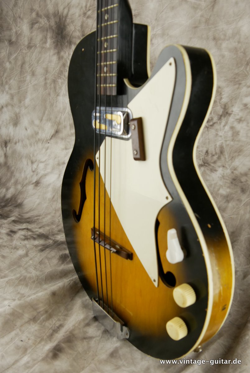 Harmony-Bass-H22-1962-005.JPG