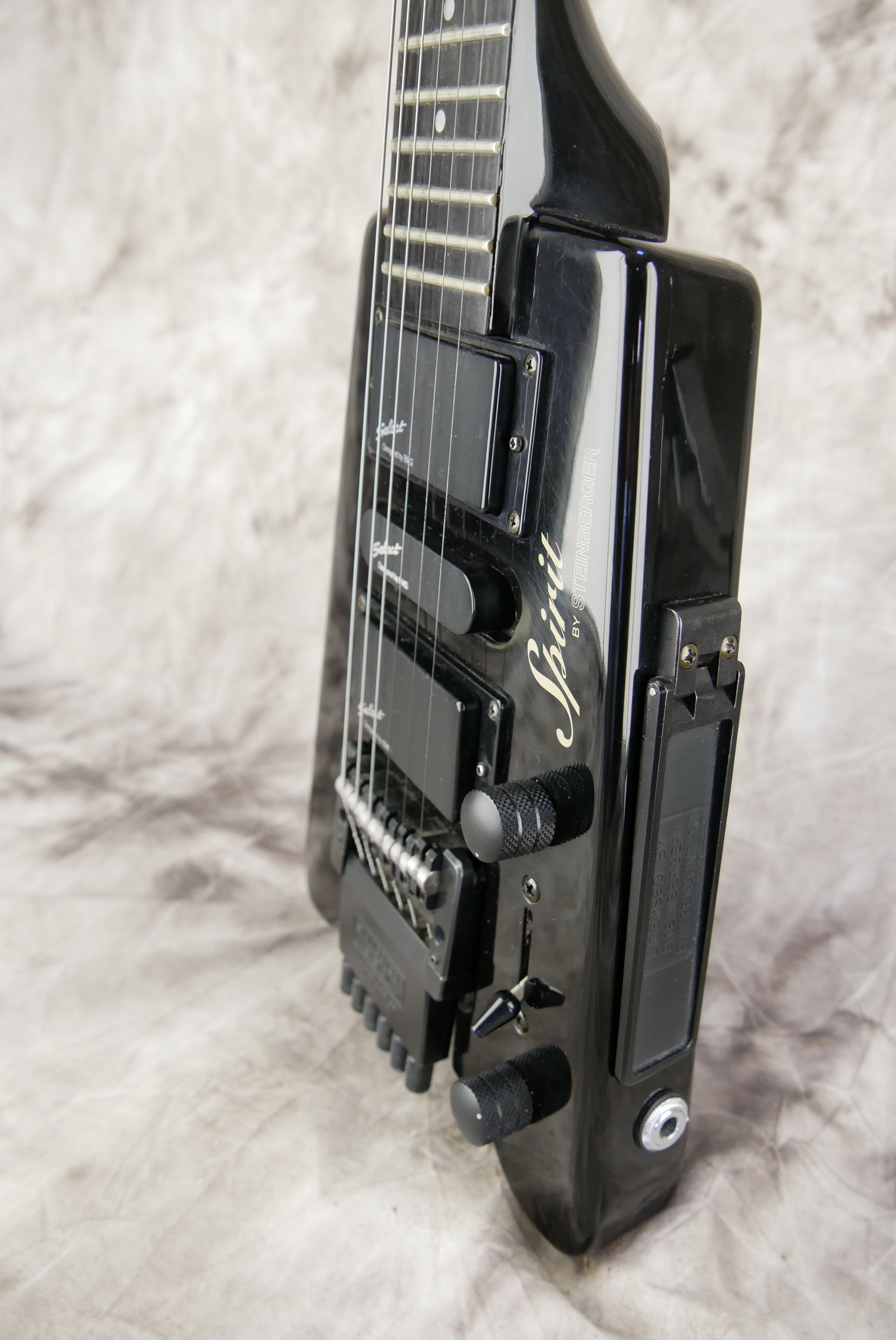 Steinberger-Spirit-GT-7-USA-008.JPG