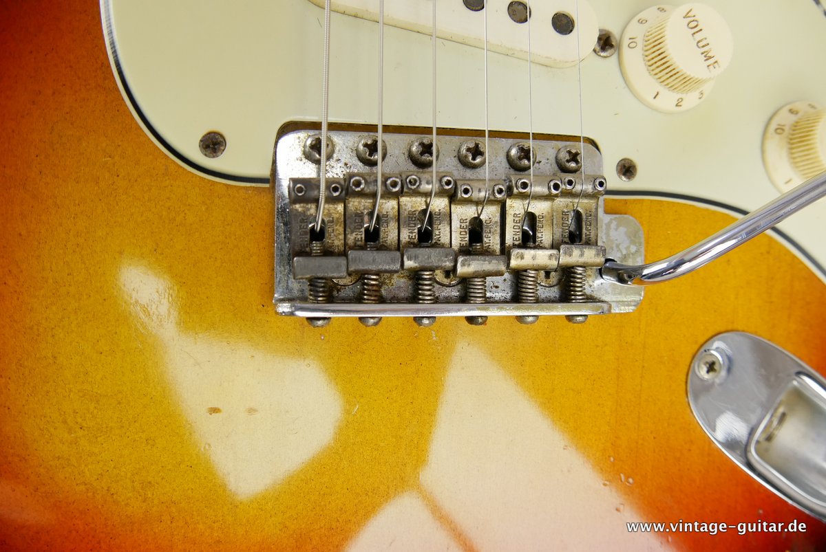 Fender-Stratocaster-1963-sunburst-all-original-018.JPG