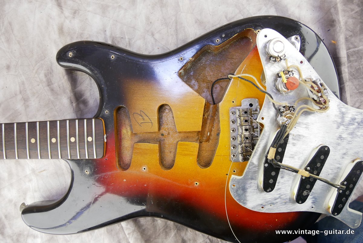 Fender-Stratocaster-1963-sunburst-all-original-023.JPG