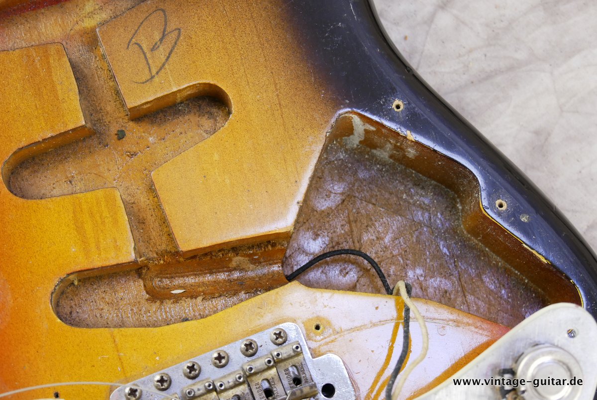 Fender-Stratocaster-1963-sunburst-all-original-025.JPG