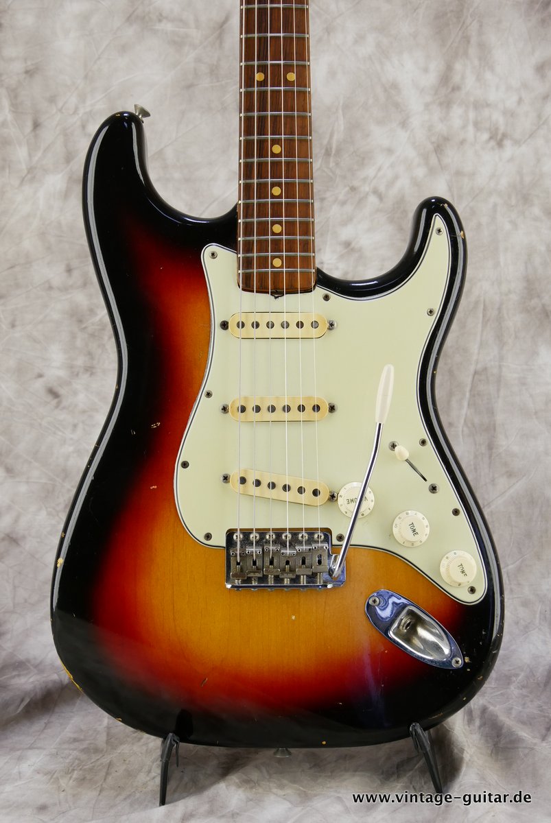 Fender-Stratocaster-1964-sunburst-002.JPG