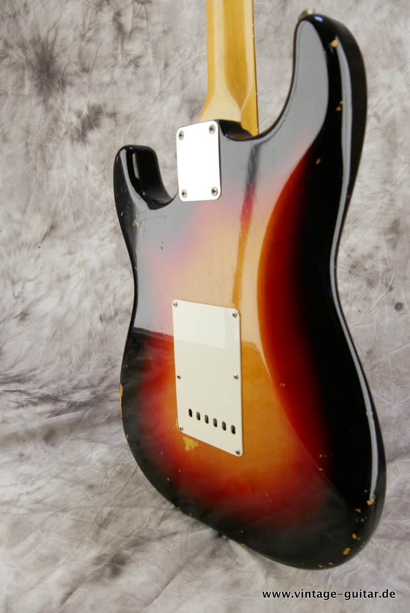 Fender-Stratocaster-1964-sunburst-007.JPG