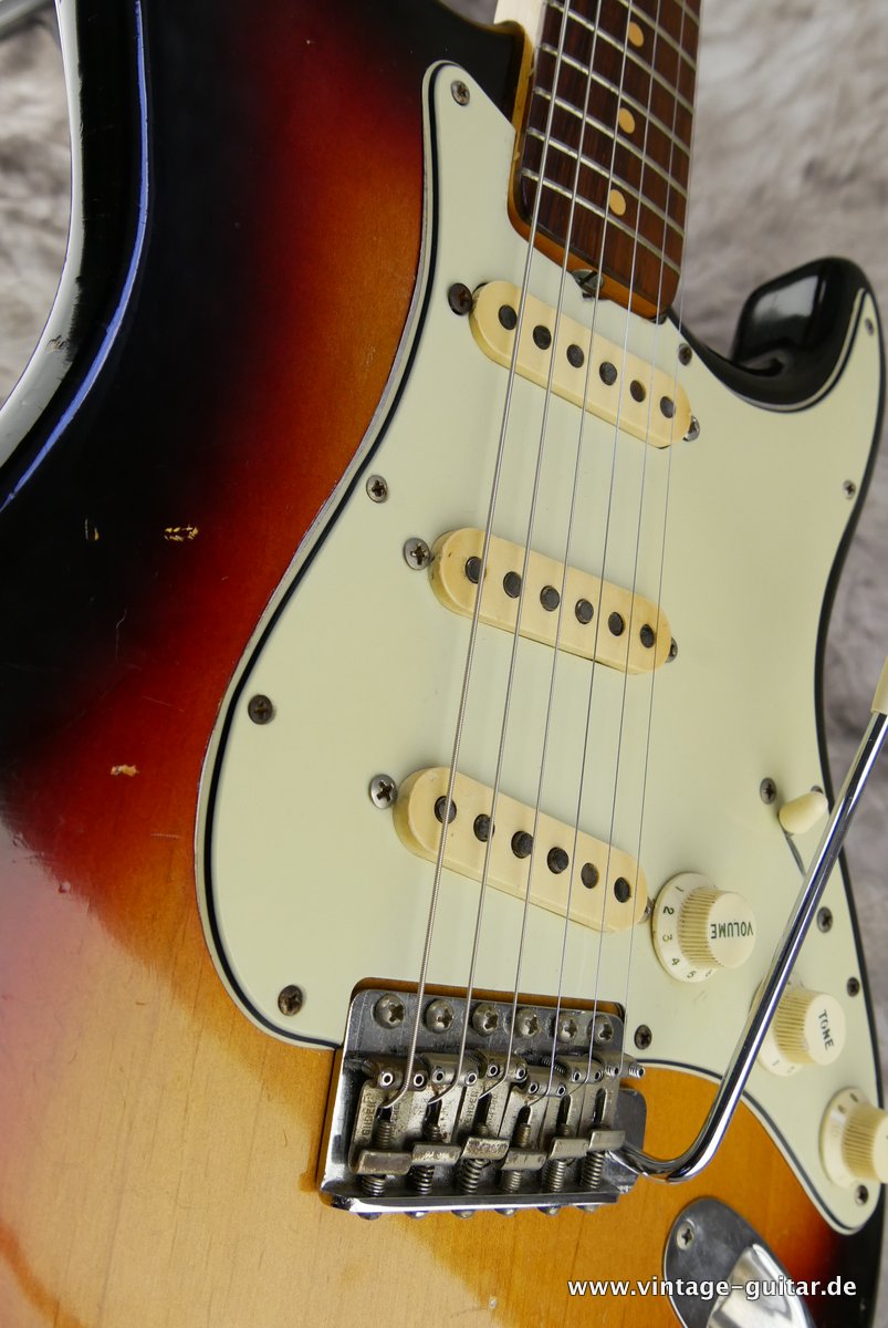 Fender-Stratocaster-1964-sunburst-009.JPG