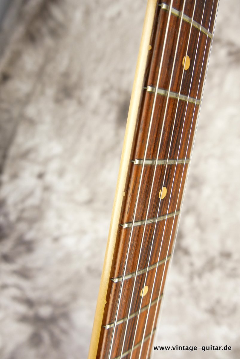 Fender-Stratocaster-1964-sunburst-015.JPG