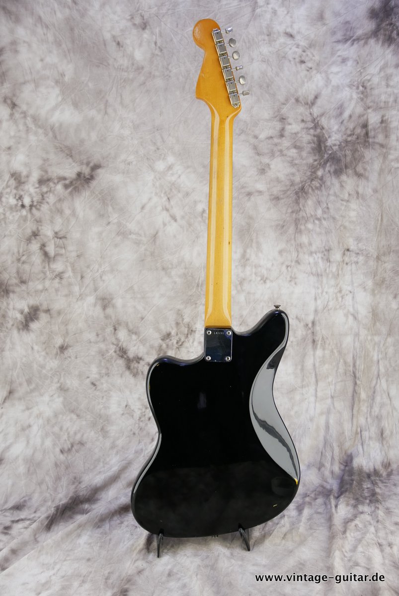 Fender-Jazzmaster-1963-black-matching-headstock-003.JPG