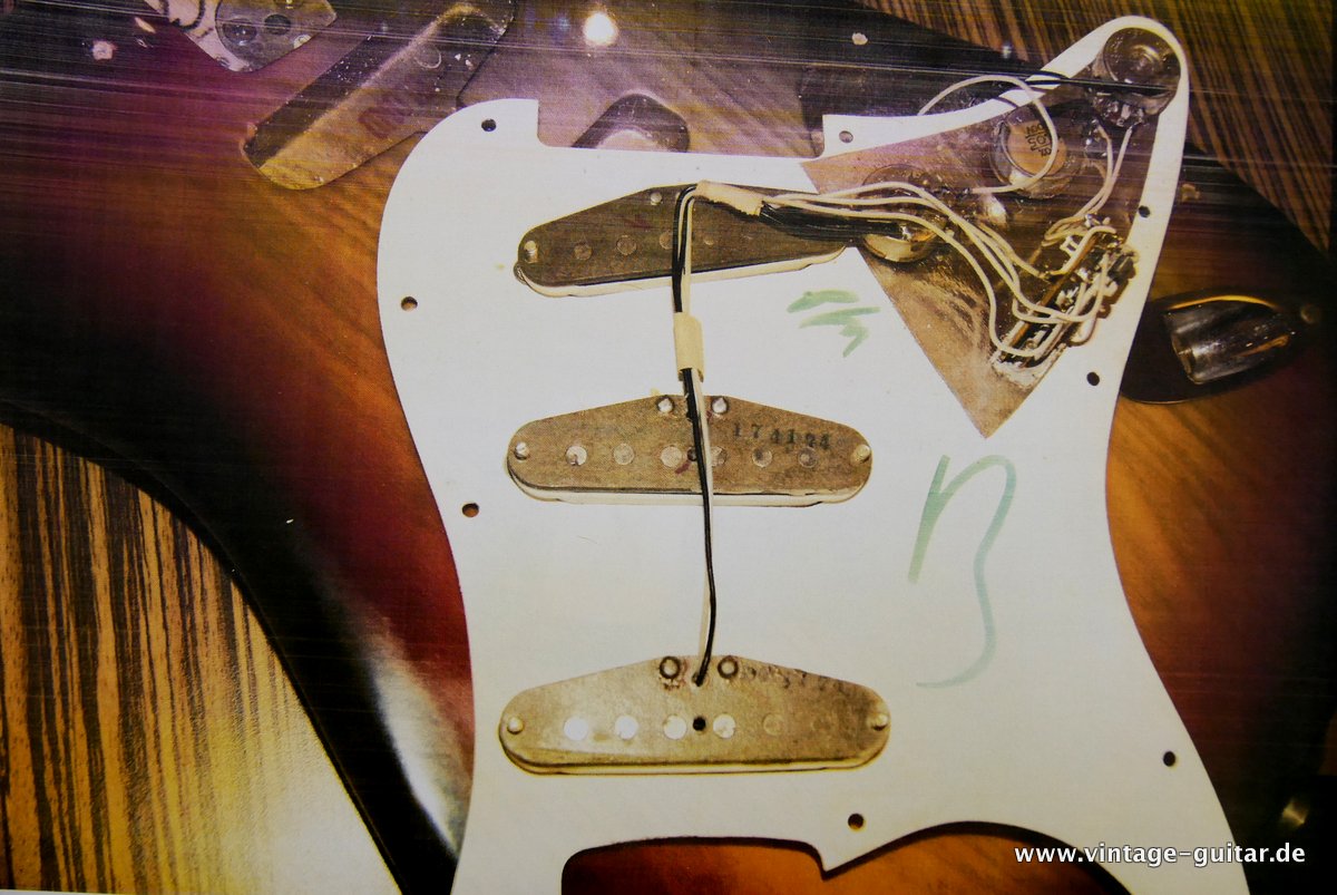 Fender-Stratocaster-1974-sunburst-016.JPG
