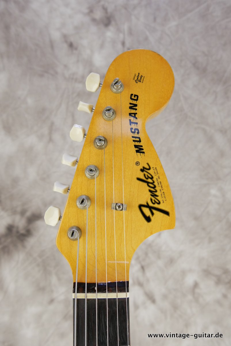 Fender-Mustang-1969-sunburst-009.JPG