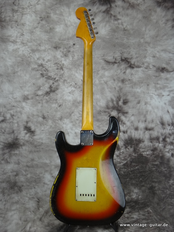 Fender-Stratocaster-1966_sunburst_vg-003.JPG