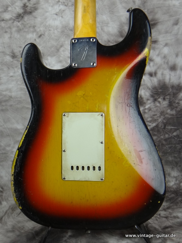 Fender-Stratocaster-1966_sunburst_vg-004.JPG