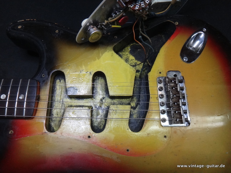 Fender-Stratocaster-1966_sunburst_vg-021.JPG
