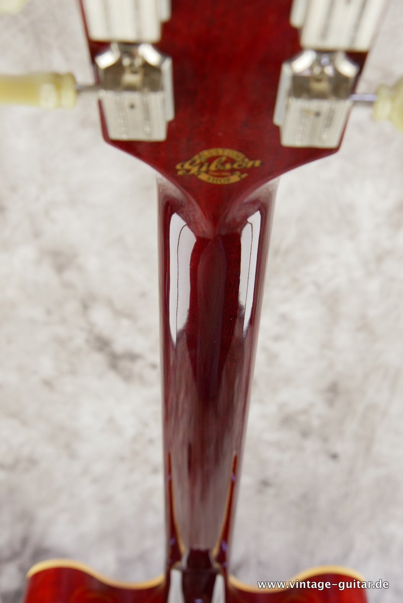 img/vintage/3533/Gibson_ES_330_cherry_Custom_Shop_2009-008.JPG