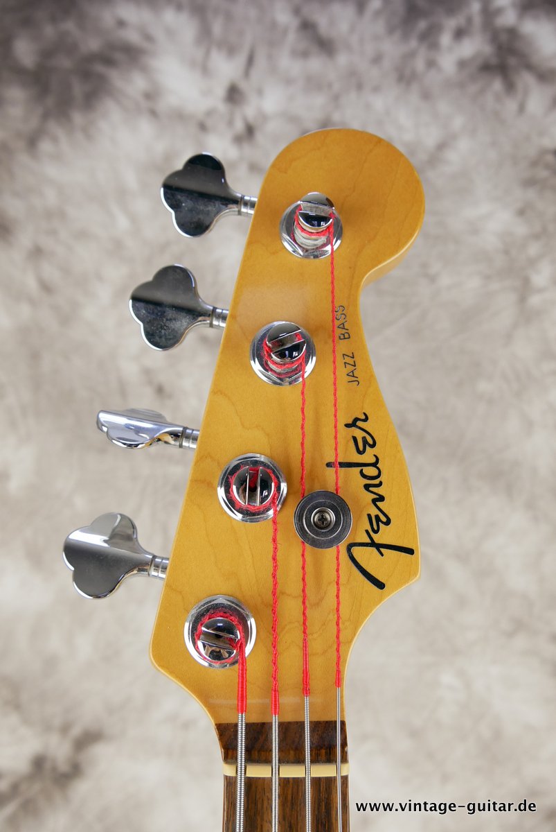 Fender-Jazz-Bass-Deluxe-1998-activ-EMG-007.JPG