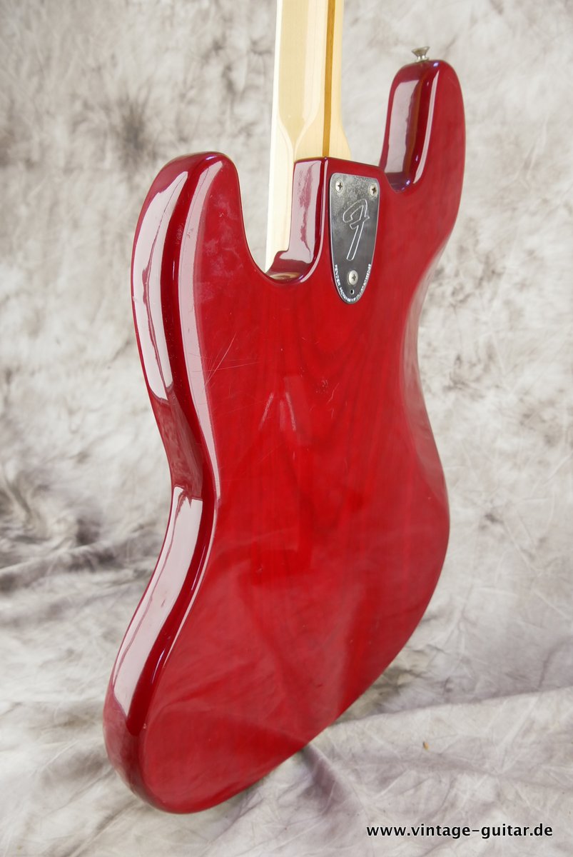 Fender_Jazz_bass_1978_winered-007.JPG