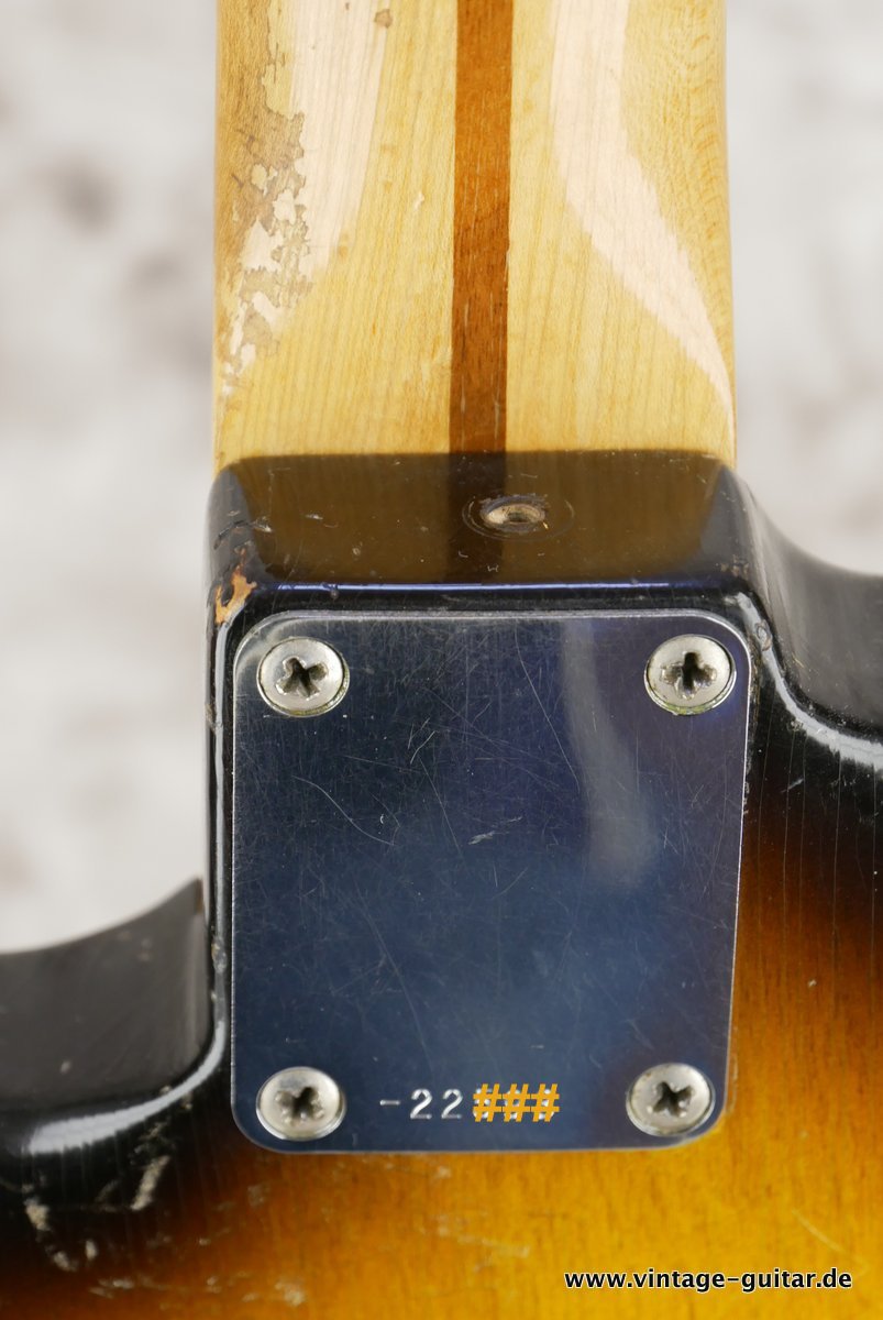 Fender-Stratocaster-1957-two-tone-sunburst-015.JPG