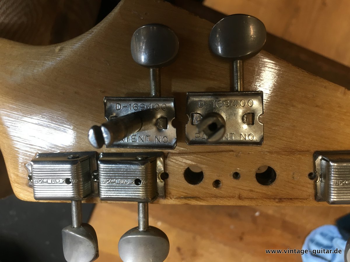 Fender-Stratocaster-1957-two-tone-sunburst-041.JPG