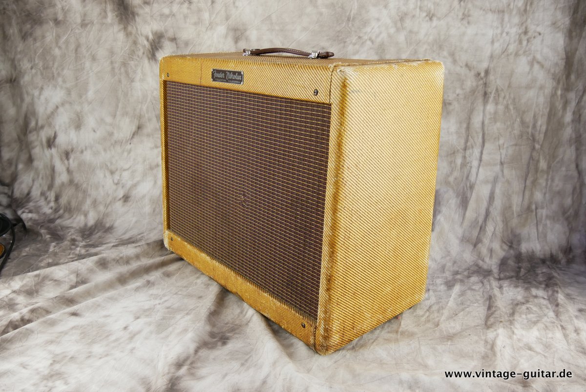 Fender-Vibrolux-1960-Tweed-007.JPG