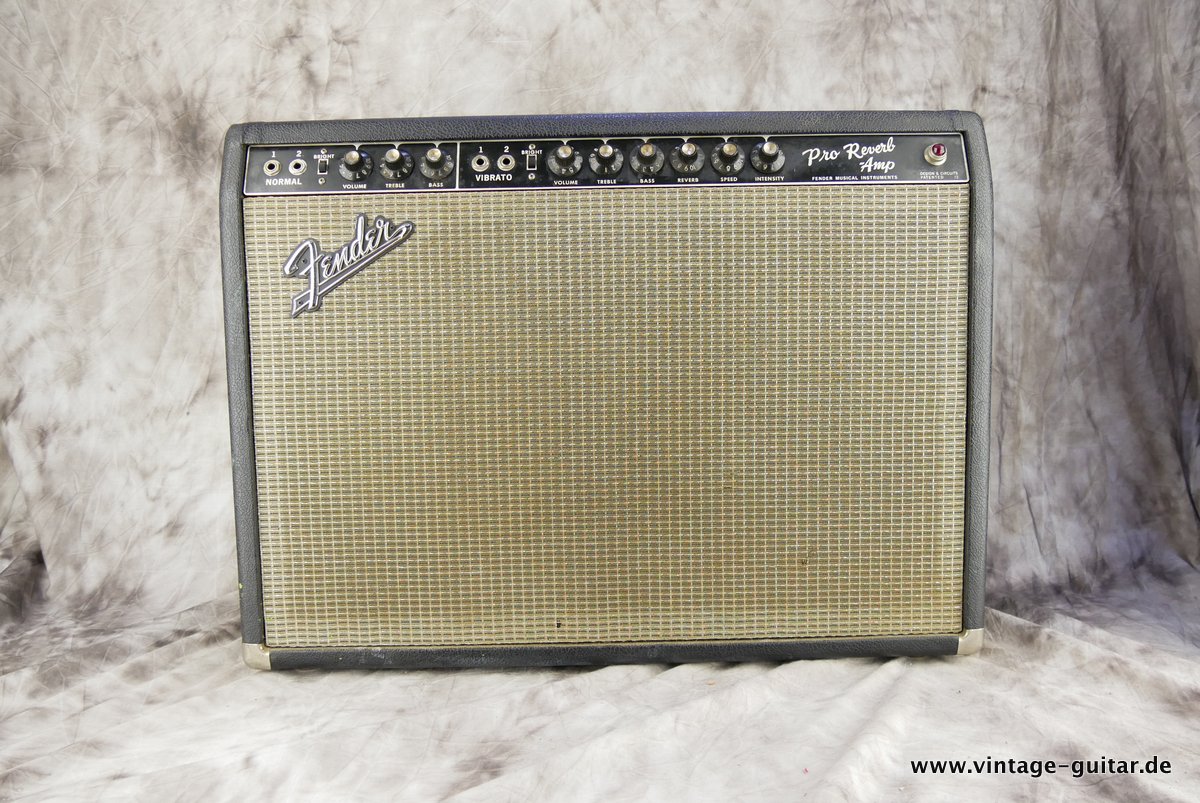 Fender-Pro-Reverb-Amp-Blackface-1965-003.JPG