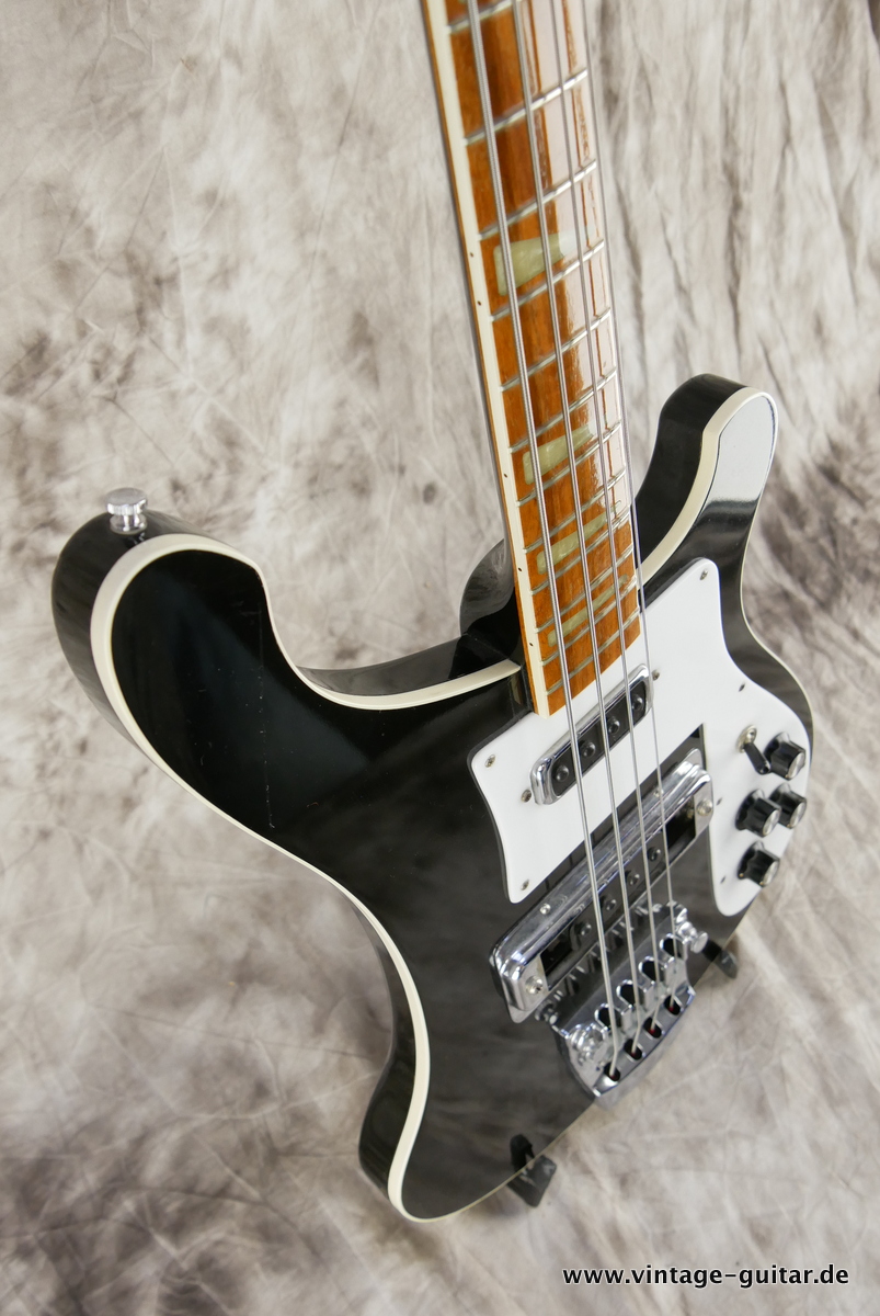 Rickenbacker_4001_black_1976-020.JPG