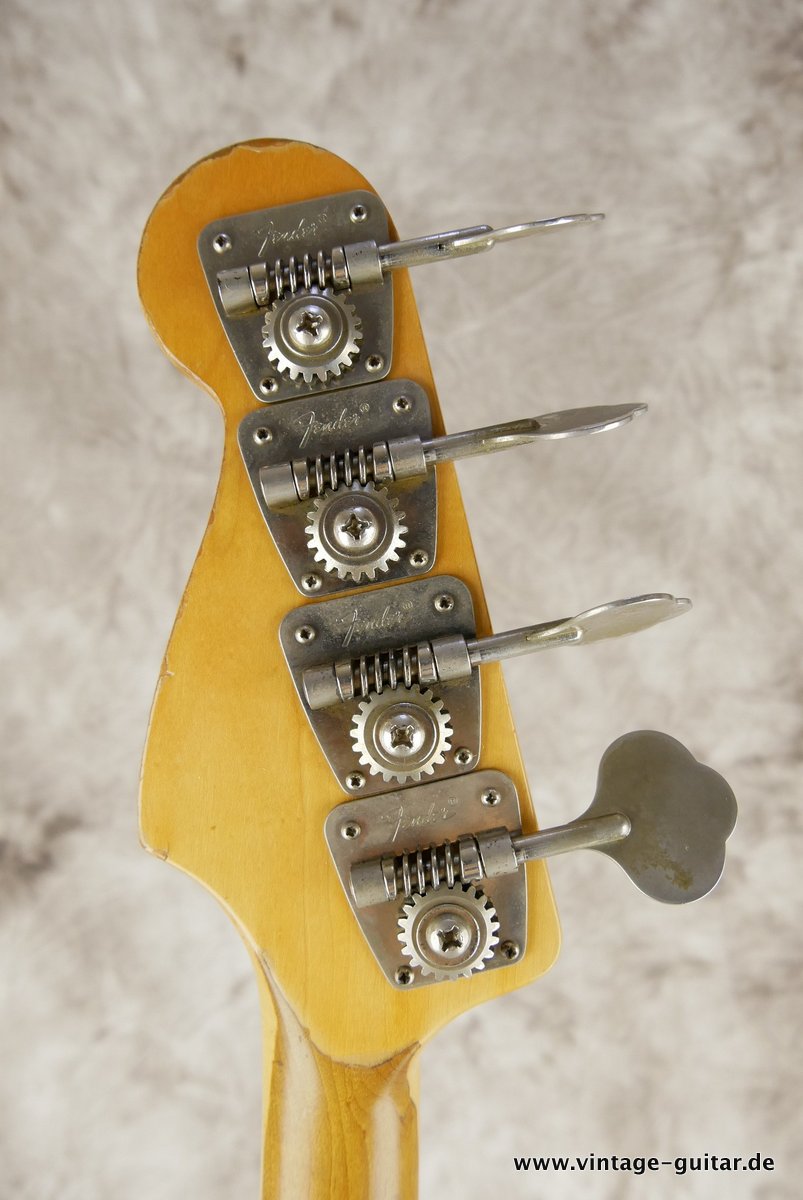 Fender_Precision_Bass_sunburst_1973-010.JPG