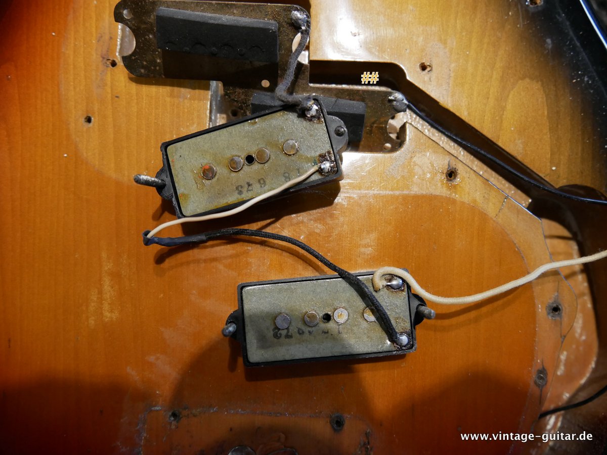 Fender_Precision_Bass_sunburst_1973-013.JPG