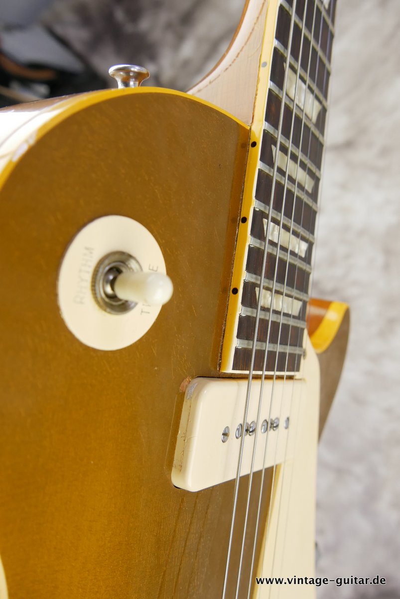 Gibson-Les-Paul-Standard-Goldtop-1969-018.JPG
