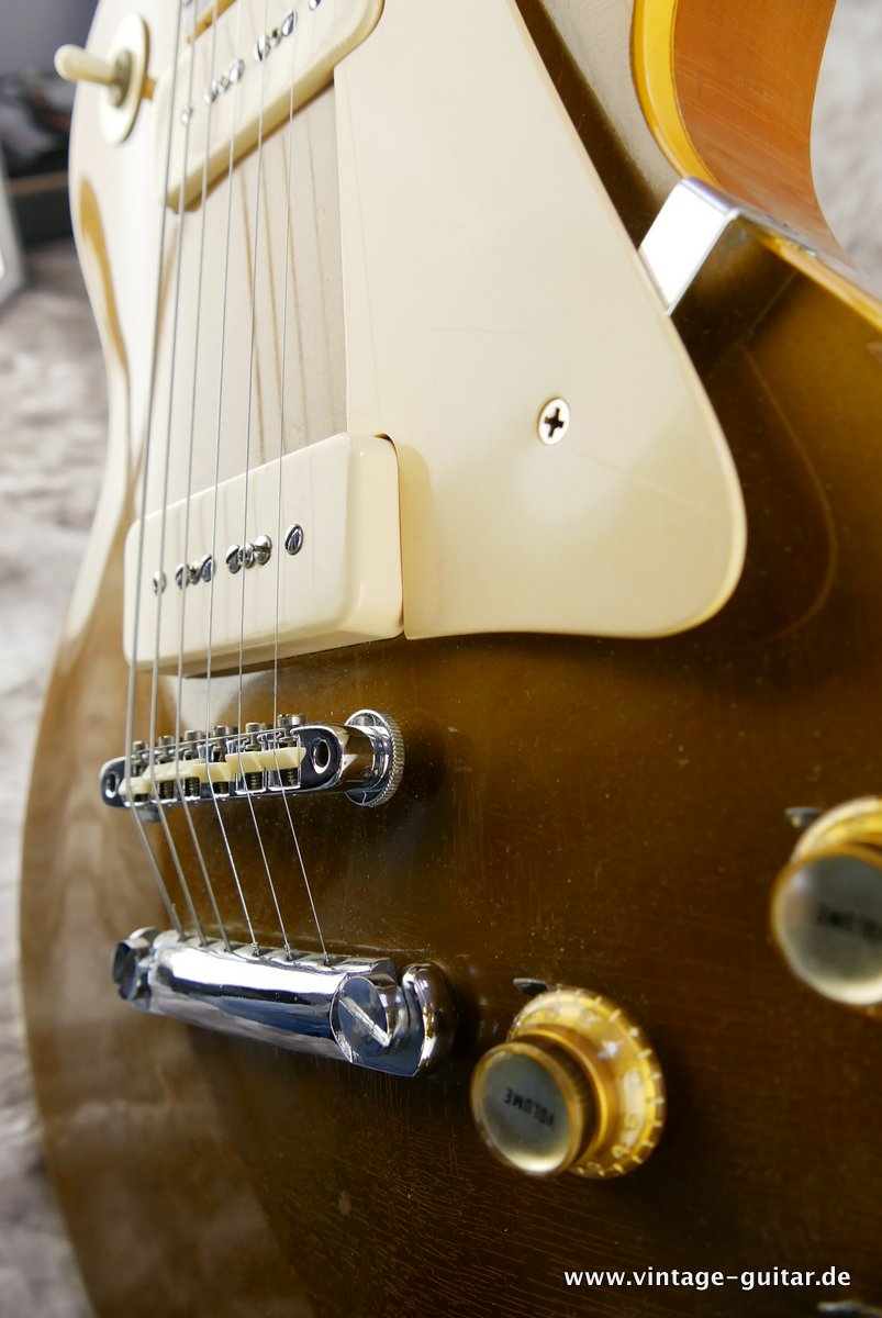 Gibson-Les-Paul-Standard-Goldtop-1969-020.JPG