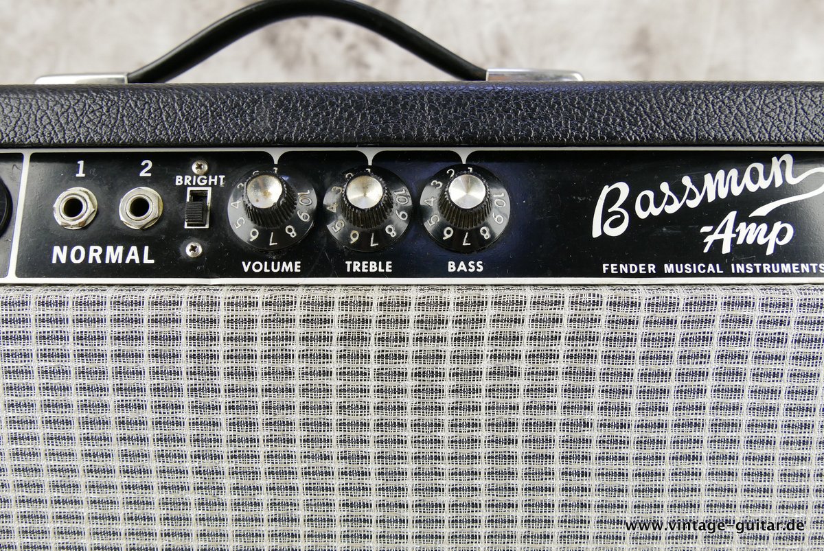Fender-Bassman-50-blackface-1966-005.JPG