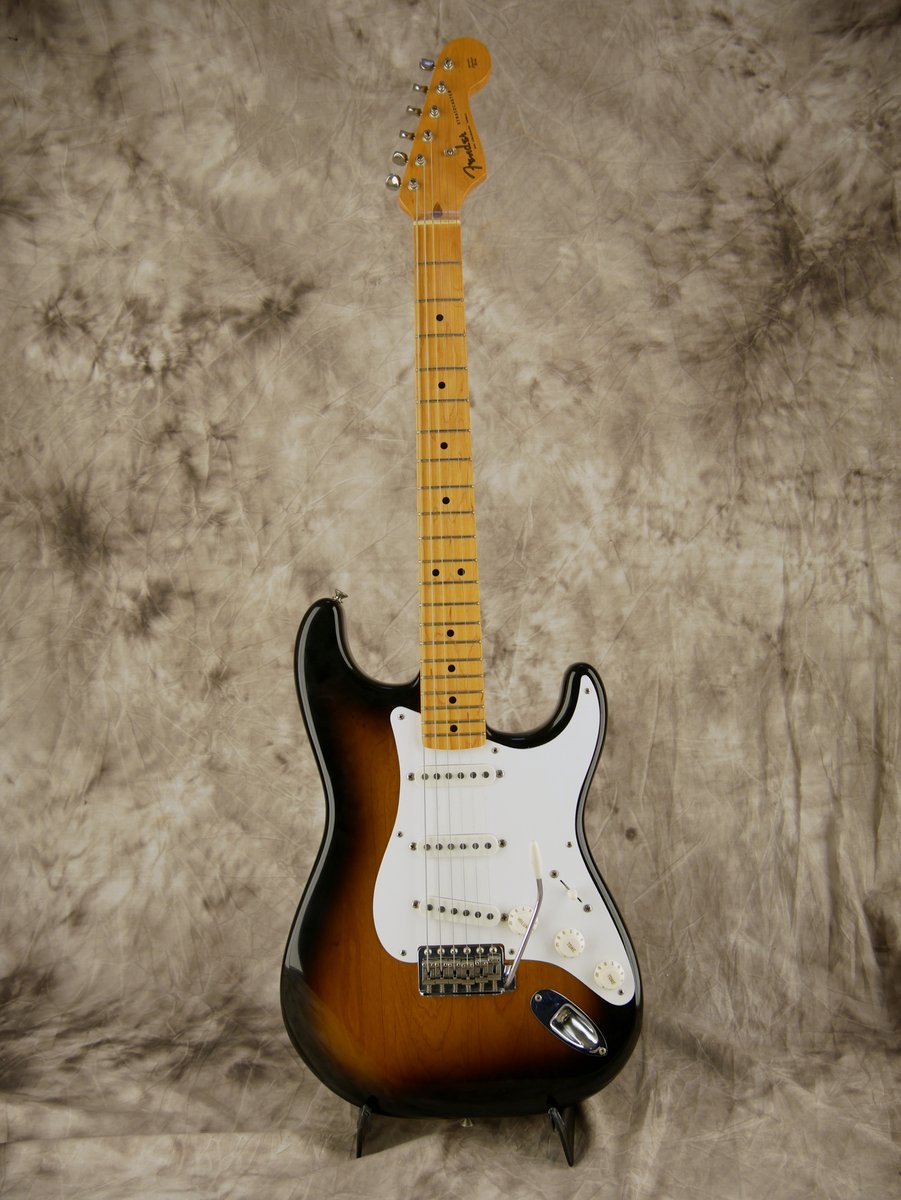 Fender-Stratocaster-1982-57-Reissue-AVRI-Fullerton-001.JPG