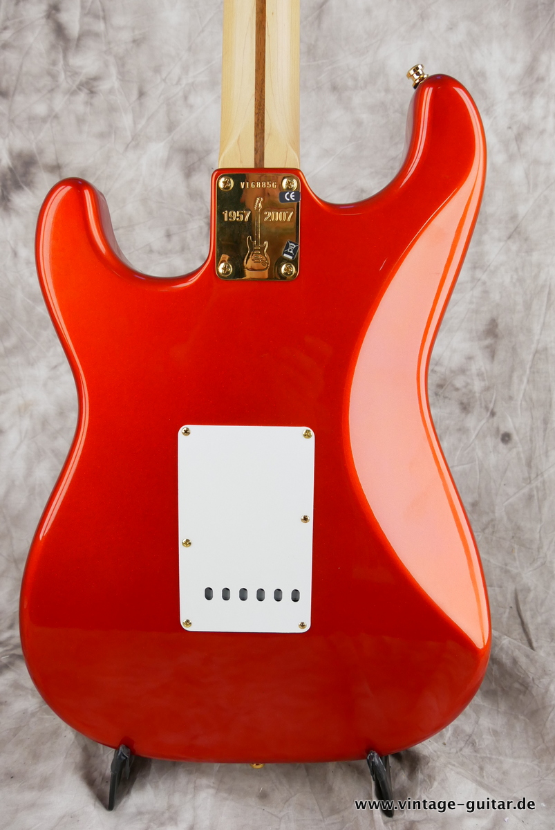 img/vintage/3590/Fender_Stratocaster_Sparkling_Strawberry_Red_Japan_Mexico-2014-004.JPG
