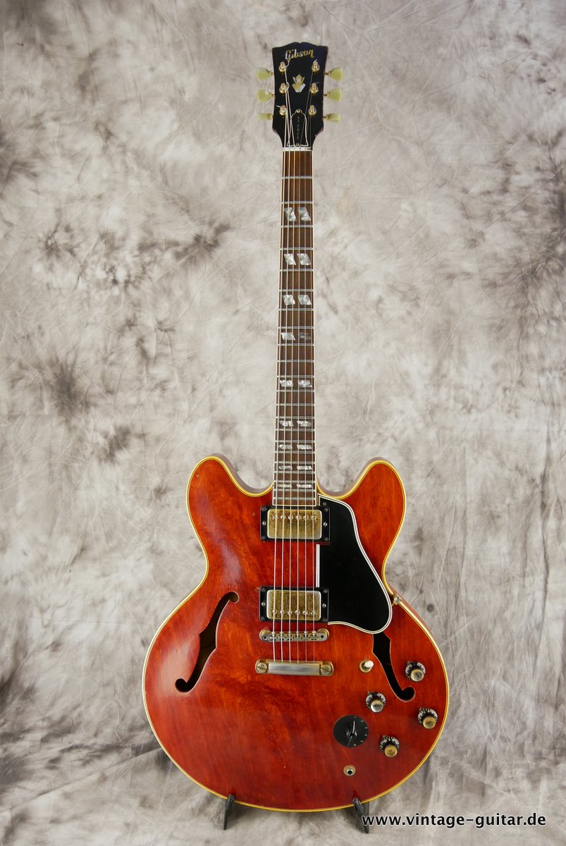 Gibson_ES_345_cherry_1966-001.JPG